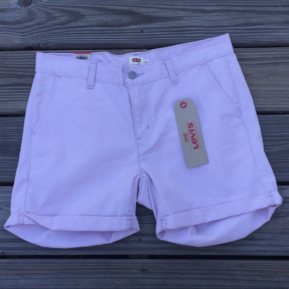 Levi's Pants - SOLD 💲NWT Levi’s pinkish light purple cuffed shorts